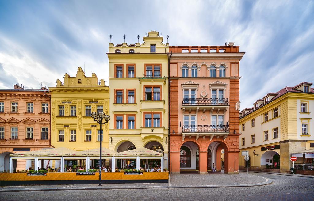 Rooftop Triplex Apartment In Centre Hradec Kralove Exterior photo